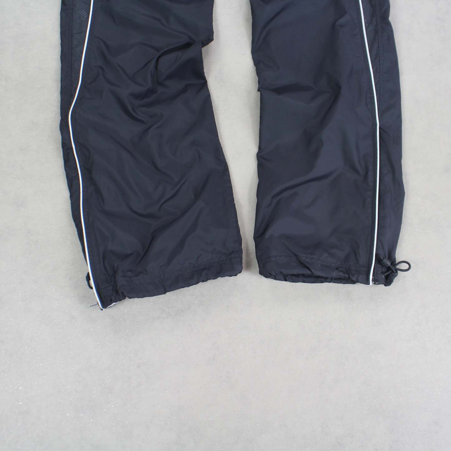 SUPER RARE 2000s Trackpants Grey-Kikonat