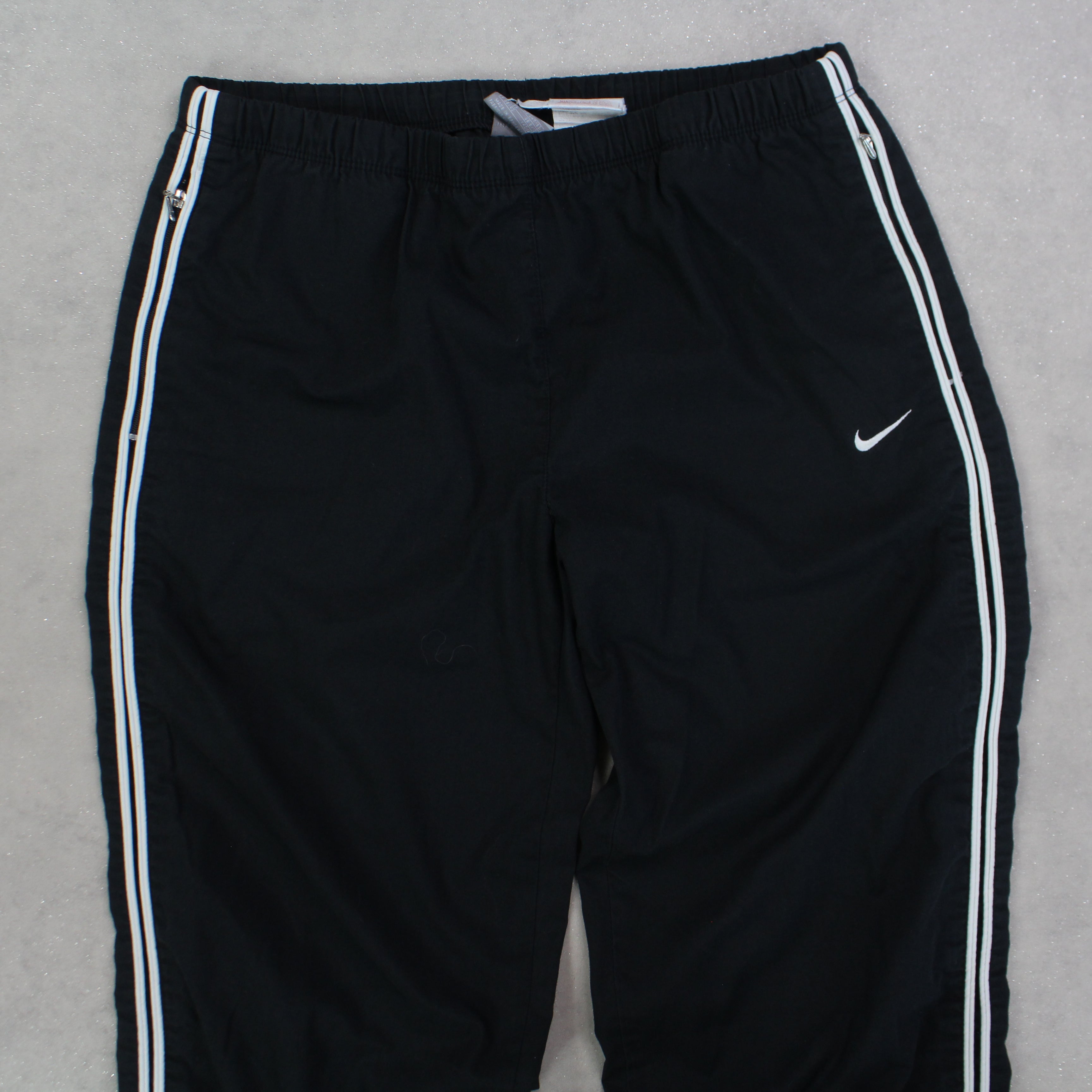 SUPER RARE 2000s Trackpants Black-Kikonat