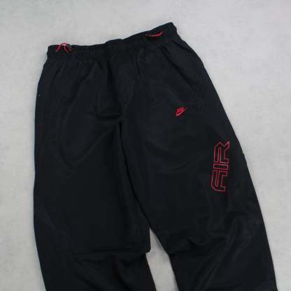 RARE 2000s Air Trackpants Black-Kikonat