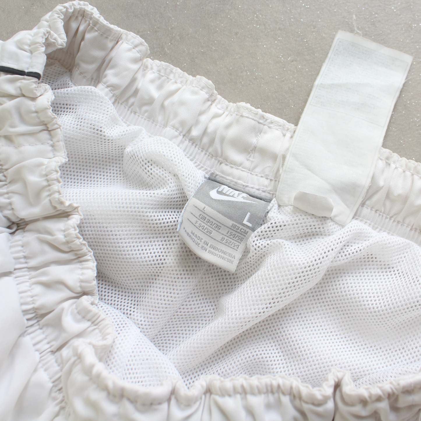 SUPER RARE 2000s Baggy Shox Trackpants White-Kikonat