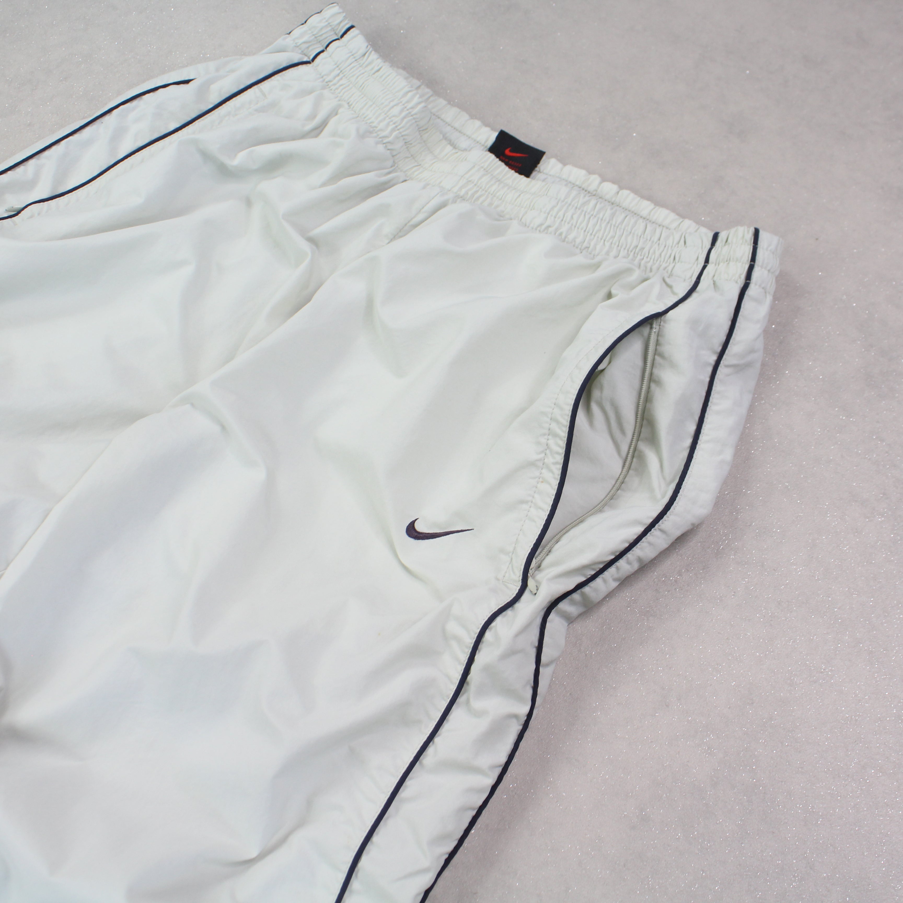 RARE 1990s Trackpants Cream-Kikonat