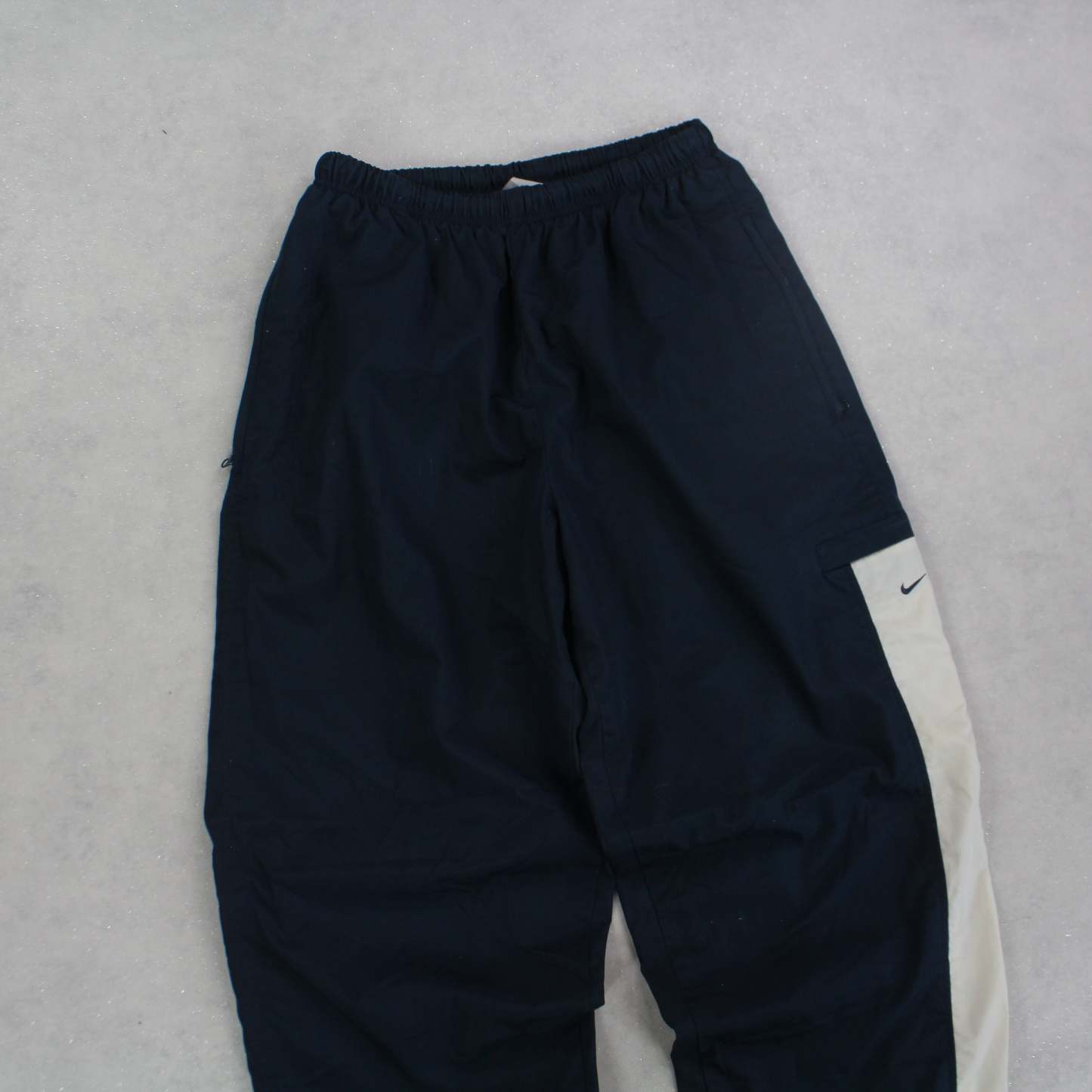 RARE 00s Trackpants Navy-Kikonat