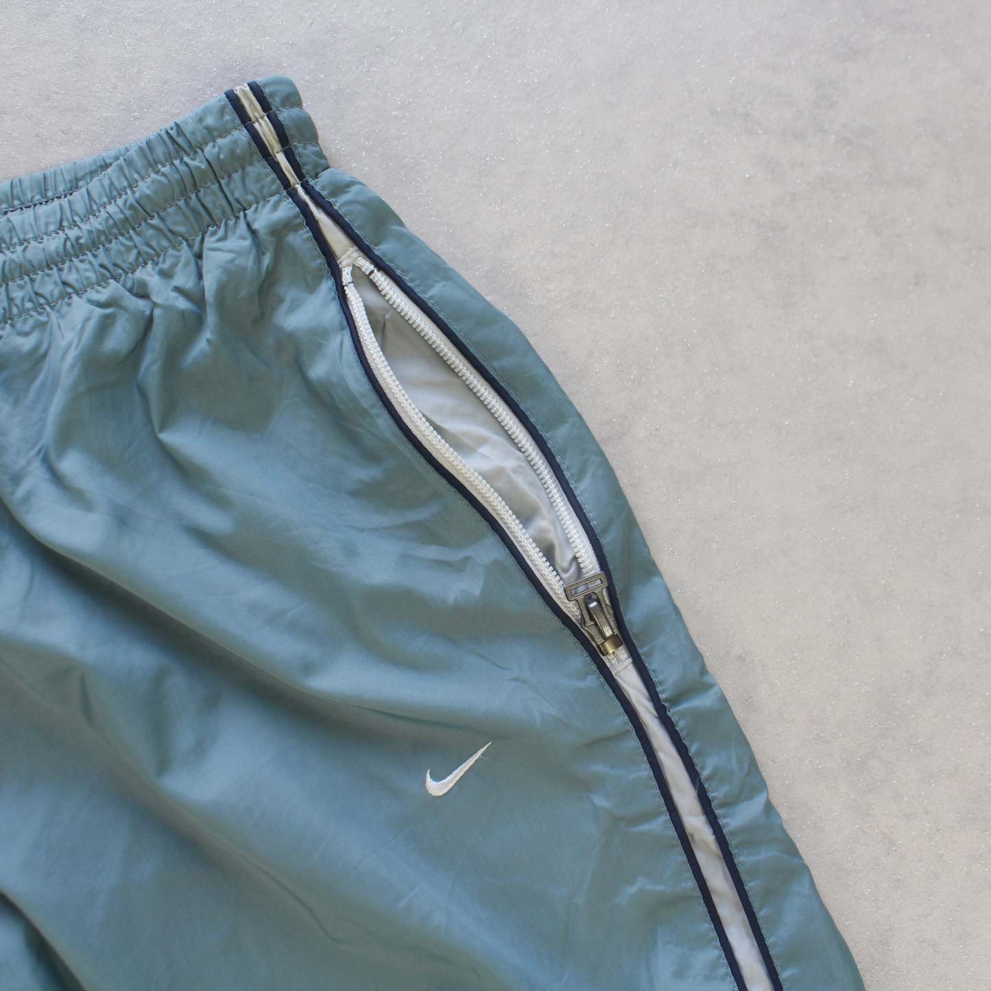 RARE 2000s Trackpants Blue-Kikonat