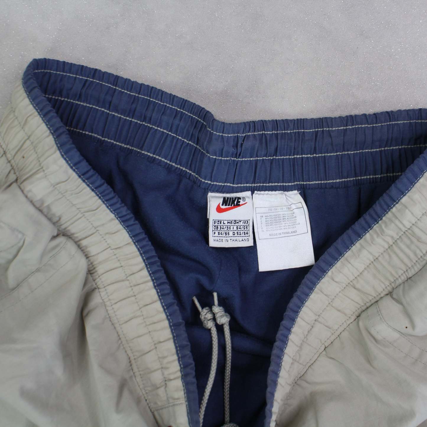 RARE 90s Trackpants Cream-Kikonat