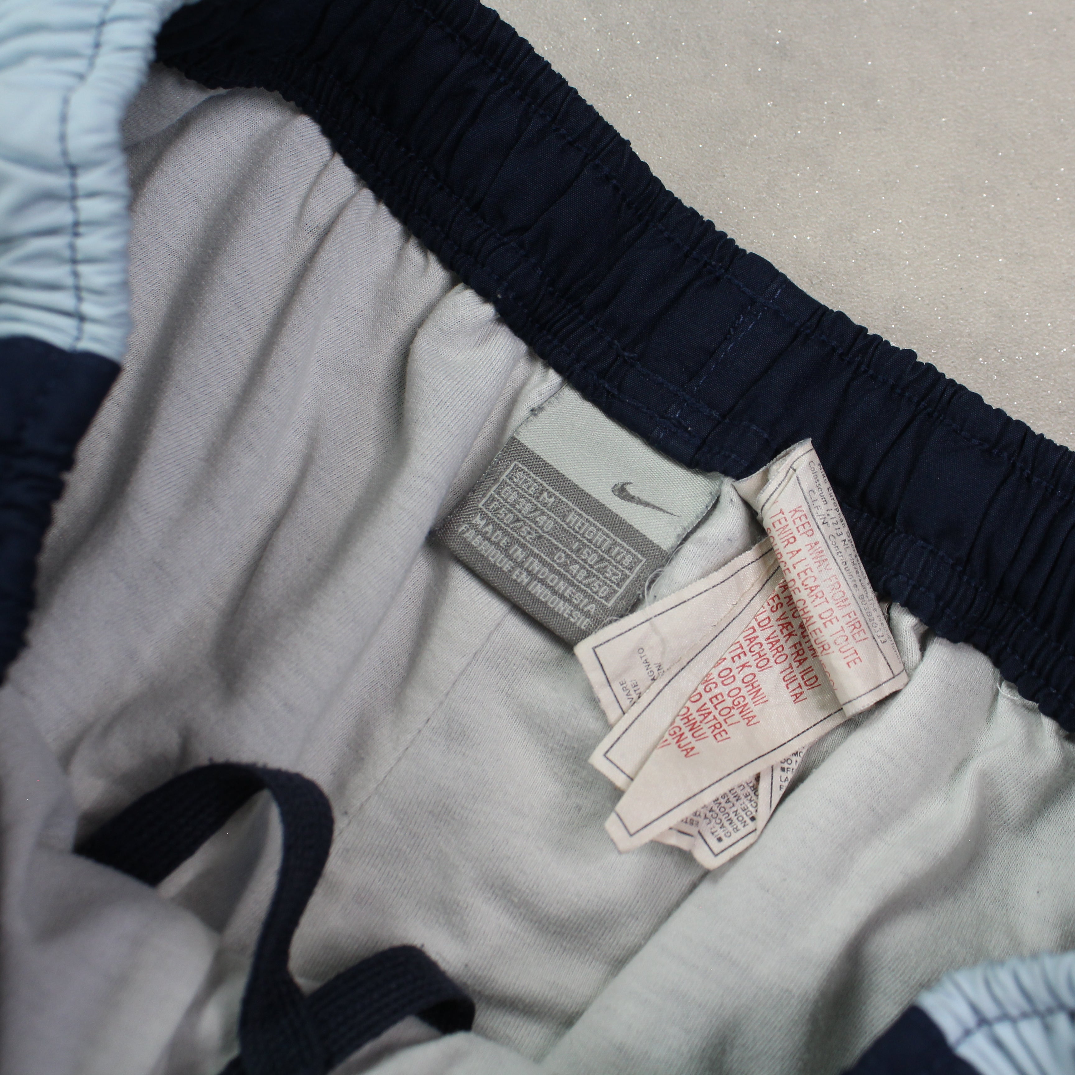 RARE 2000s Trackpants Navy-Kikonat