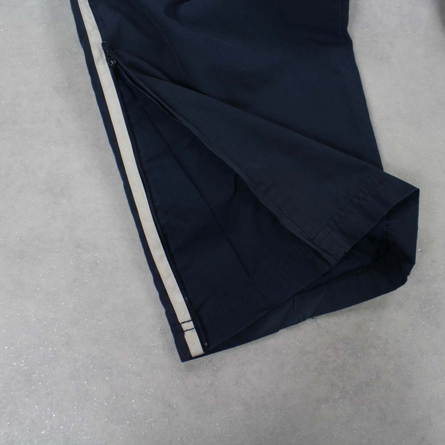 RARE 2000s Trackpants Navy-Kikonat