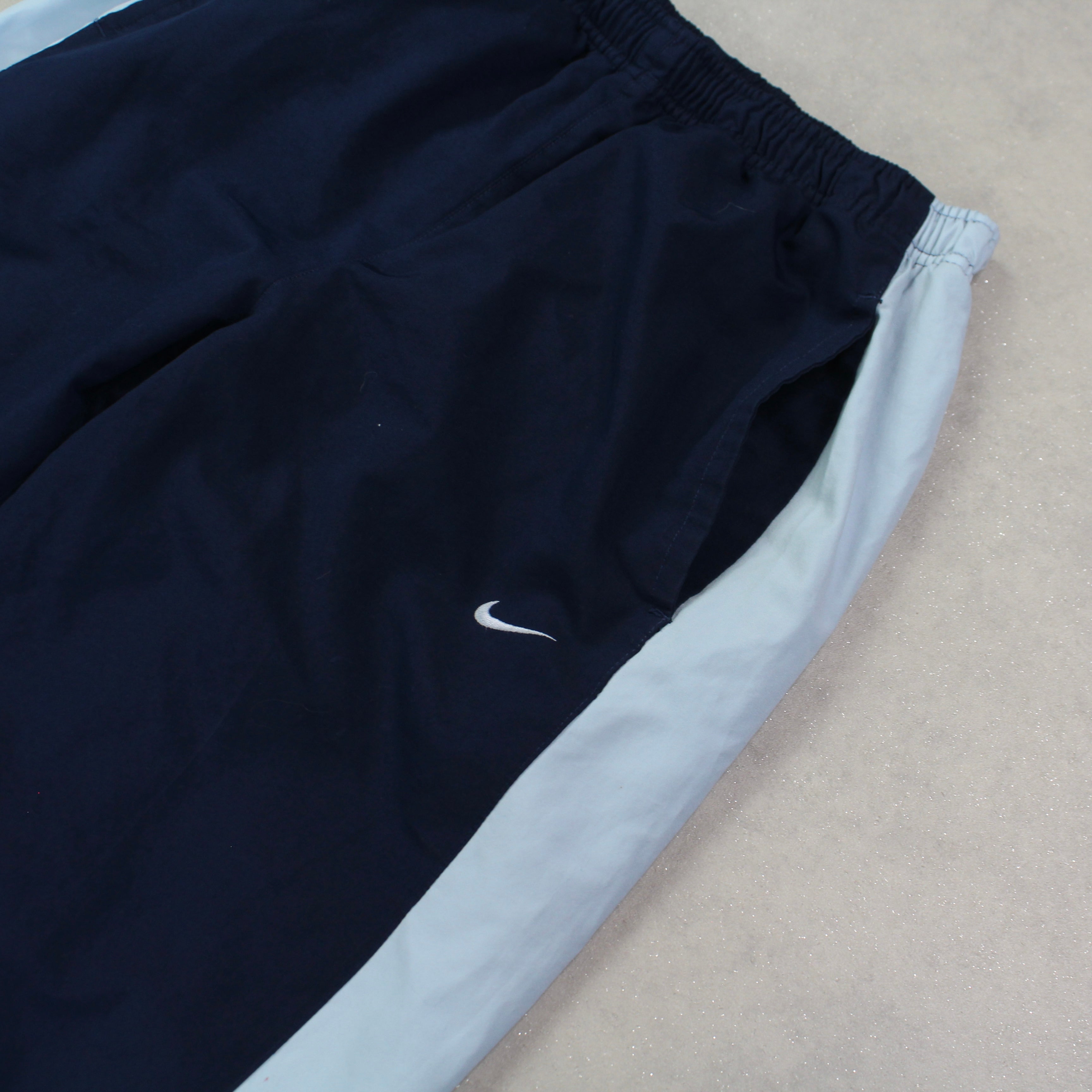 RARE 2000s Trackpants Navy-Kikonat