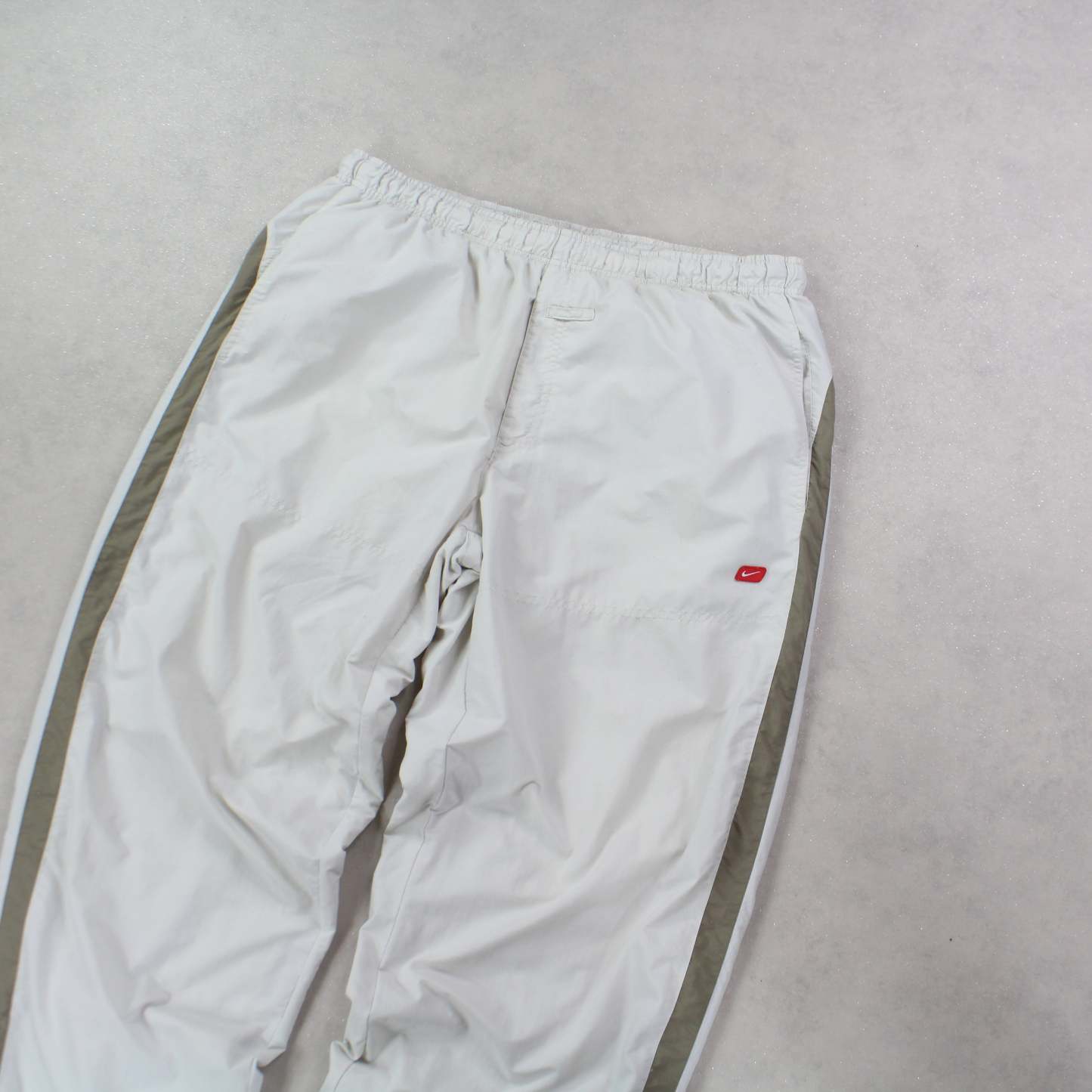 RARE 2000s Trackpants Cream-Kikonat