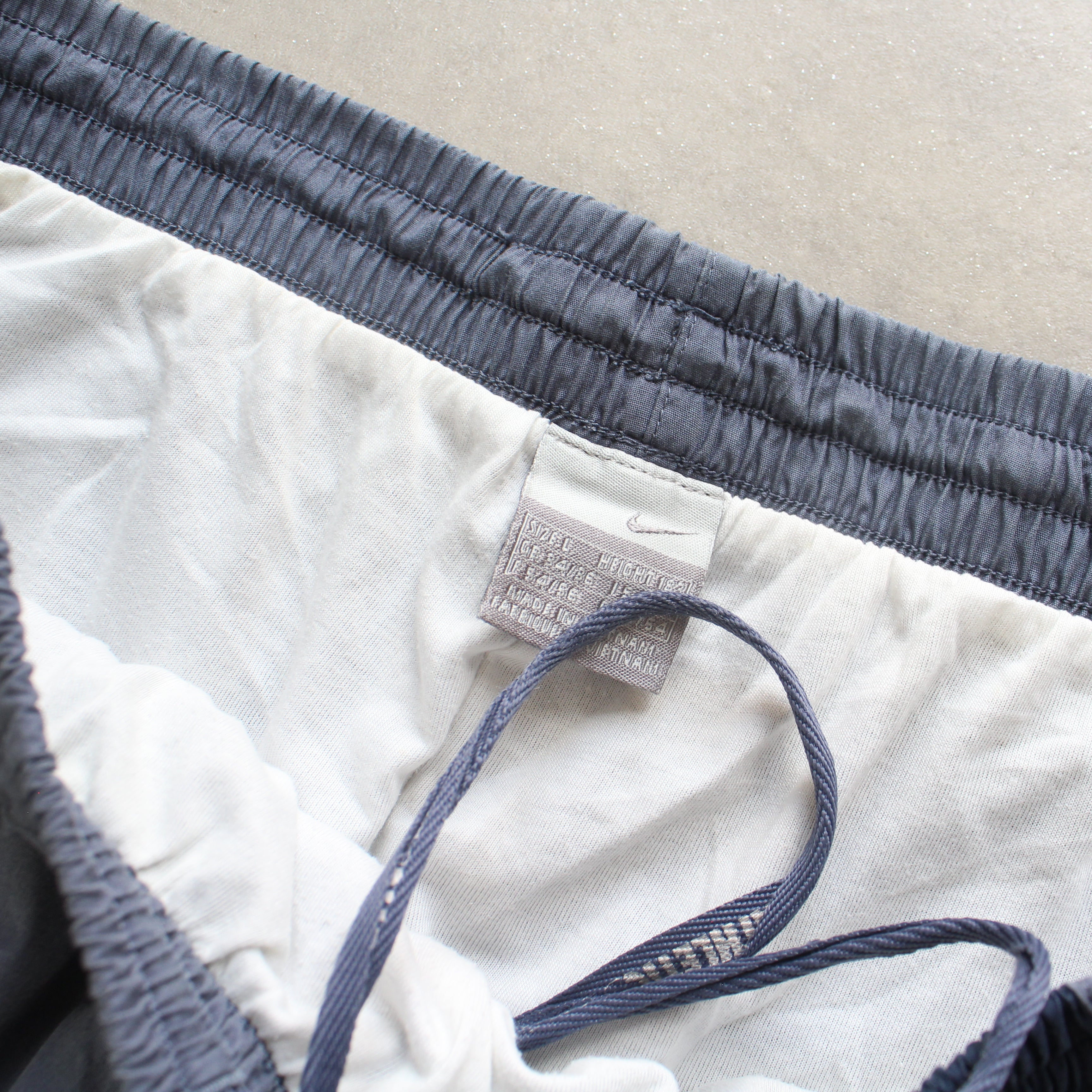 RARE 2000s Trackpants Blue-Kikonat