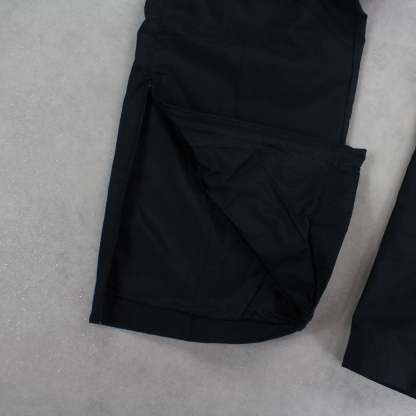 RARE 2000s Trackpants Black-Kikonat