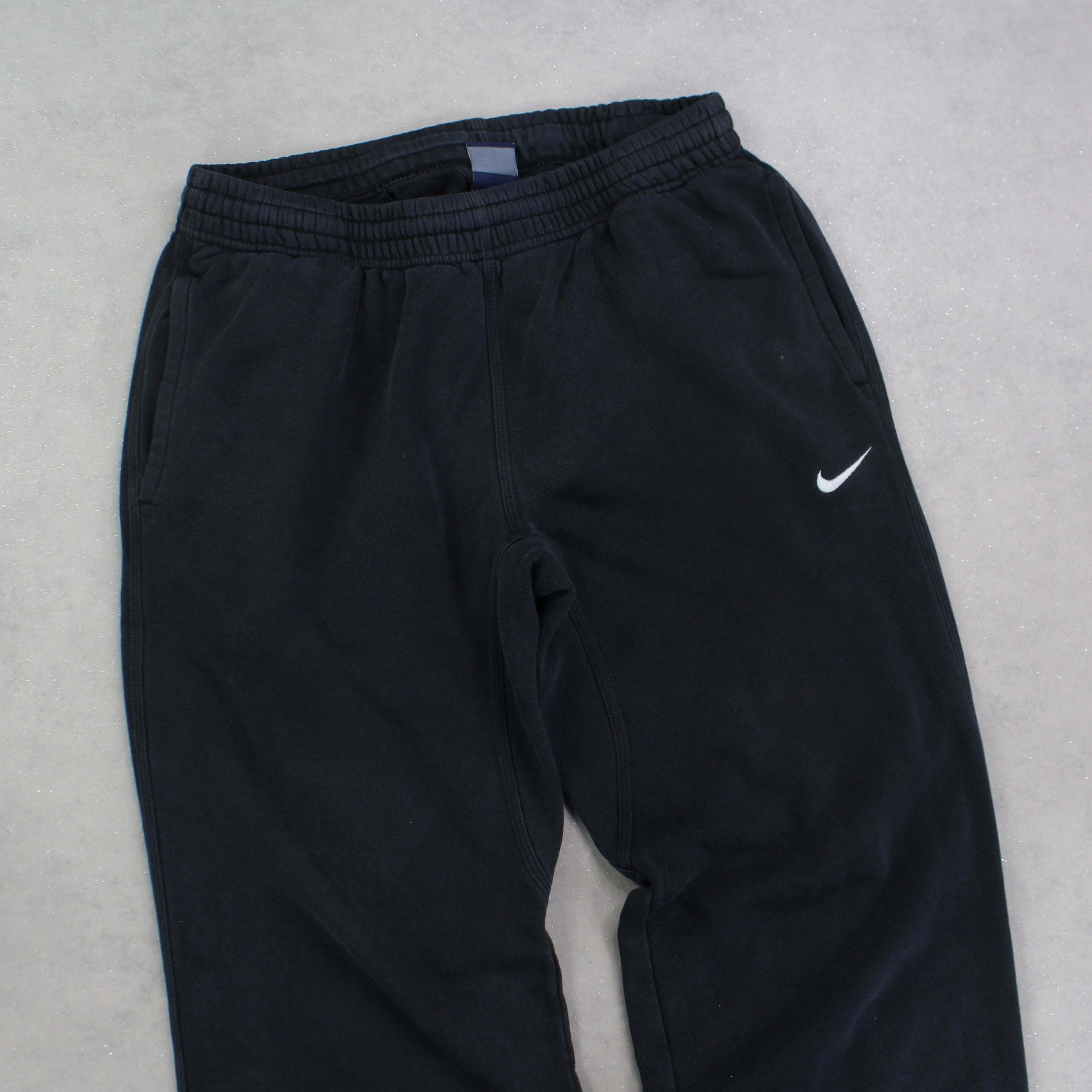 RARE 2000s Joggers Black-Kikonat