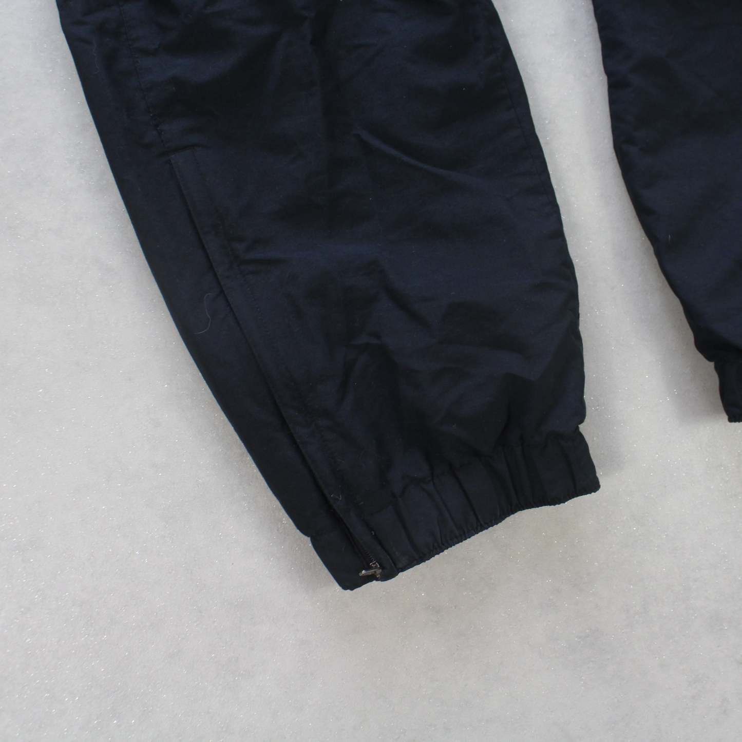 RARE 2000s Trackpants Black-Kikonat