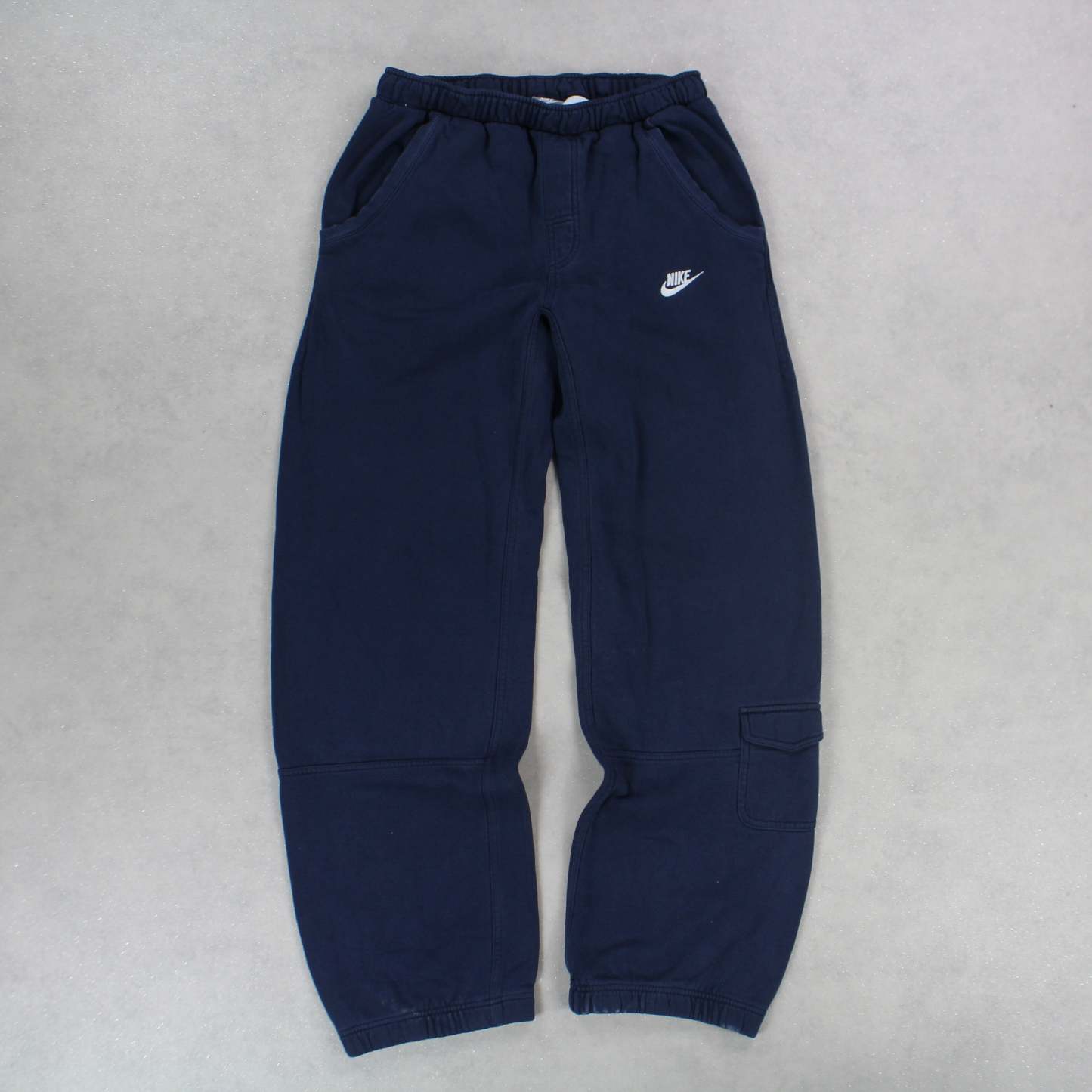 RARE 2000s Cargo Joggers Navy-Kikonat