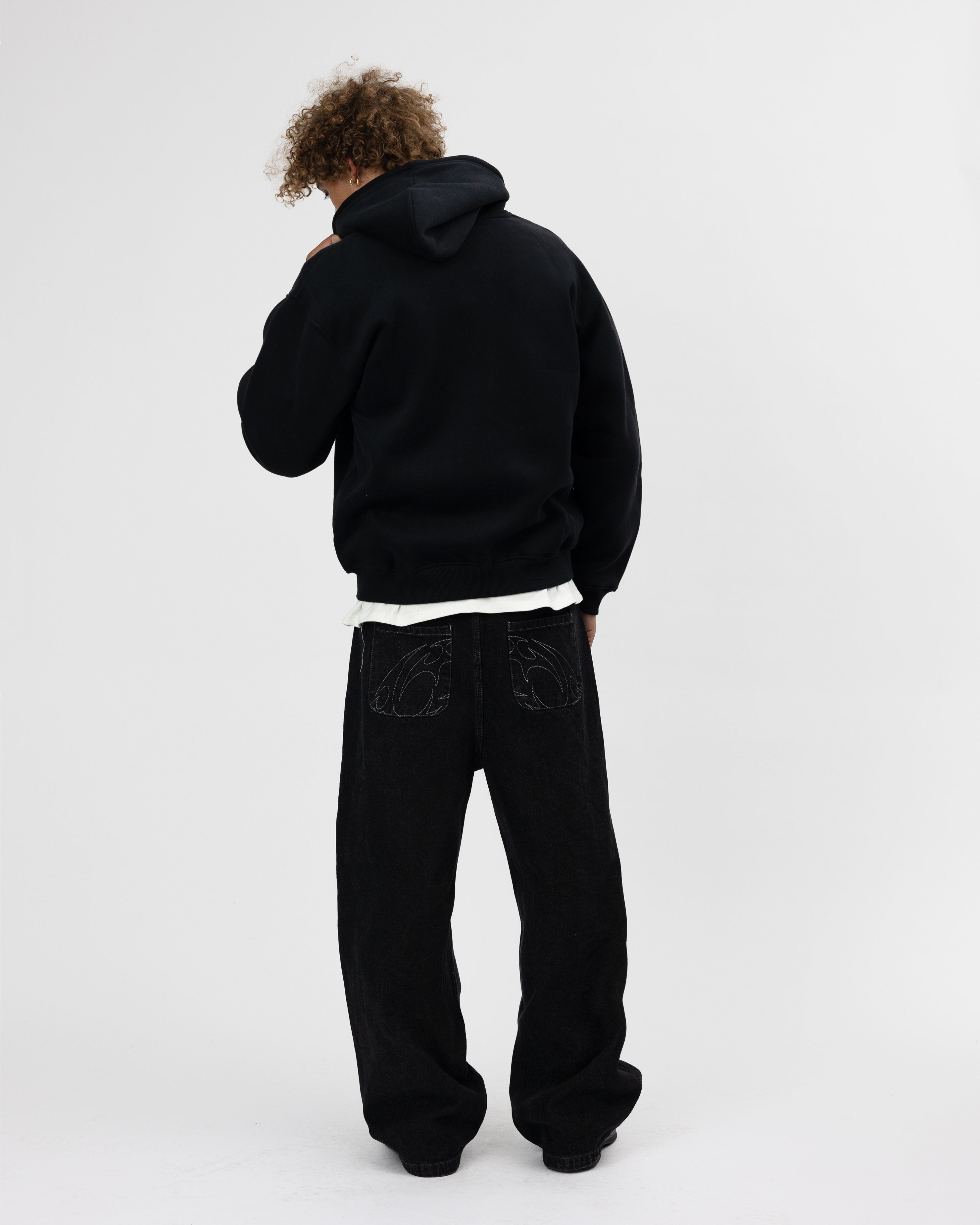 INFINITE ZIP-Kikonat