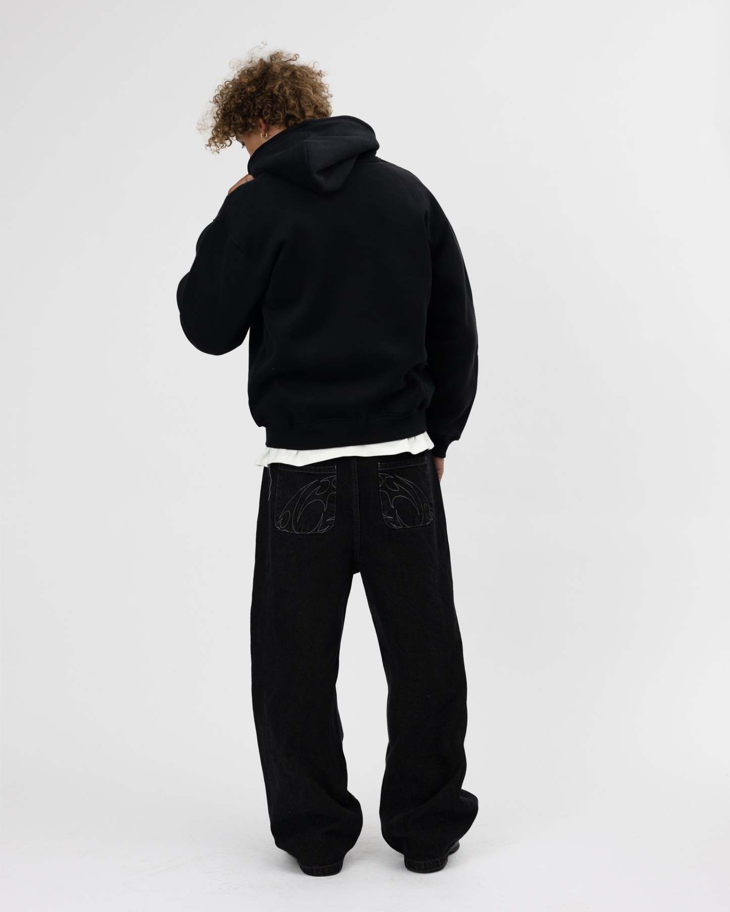 INFINITE ZIP-Kikonat