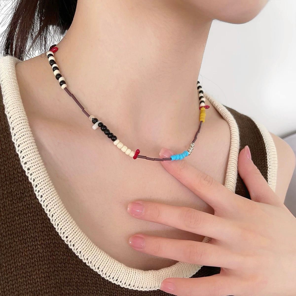 Vivid Hue Beads Necklace