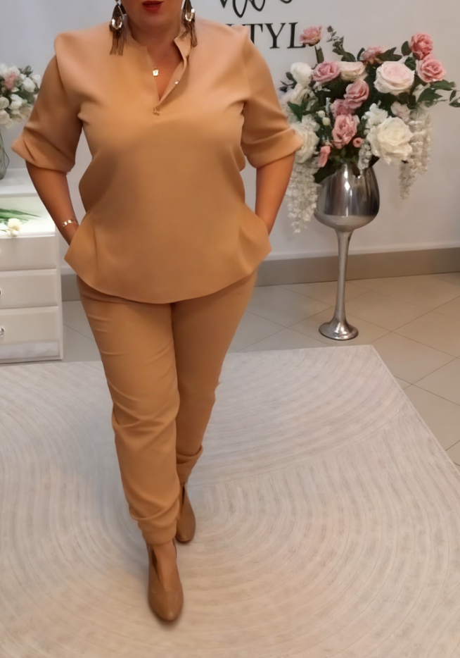 Tylko jedna sztuka w magazynie ✨🛍️Post promocyjny🛍️ Czas na bardziej elegancki look! 🤩 Ten zestaw od polskiego producenta KING jest niesamowicie piękny i elegancki!🥰
