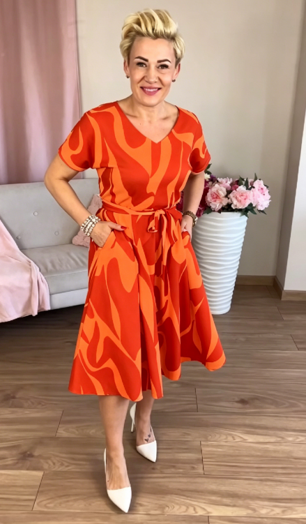 ✨Oferta specjalna -48% TANIEJ✨ Sukienka z paskiem i kieszeniami