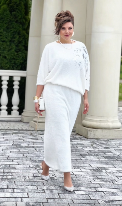 0% ZNIŻKI NA WSZYSTKO Z LETNIEGO MAGAZYNU 🔥 NIE CZEKAJ, KUP TERAZ‼️Piękny i elegancki garnitur