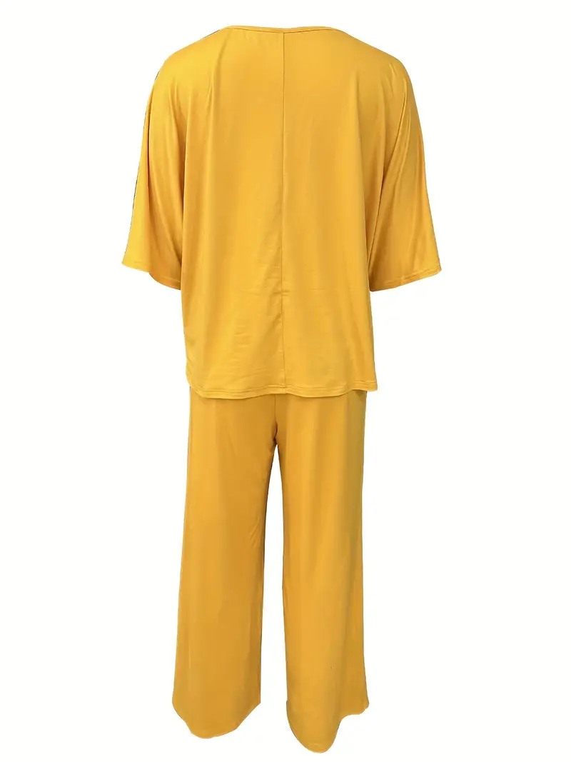 ELEGANCKI JEDNOKOLOROWY GARNITUR DAMSKI | DARMOWA WYSYŁKA + LIMITOWANA PROMOCJA!