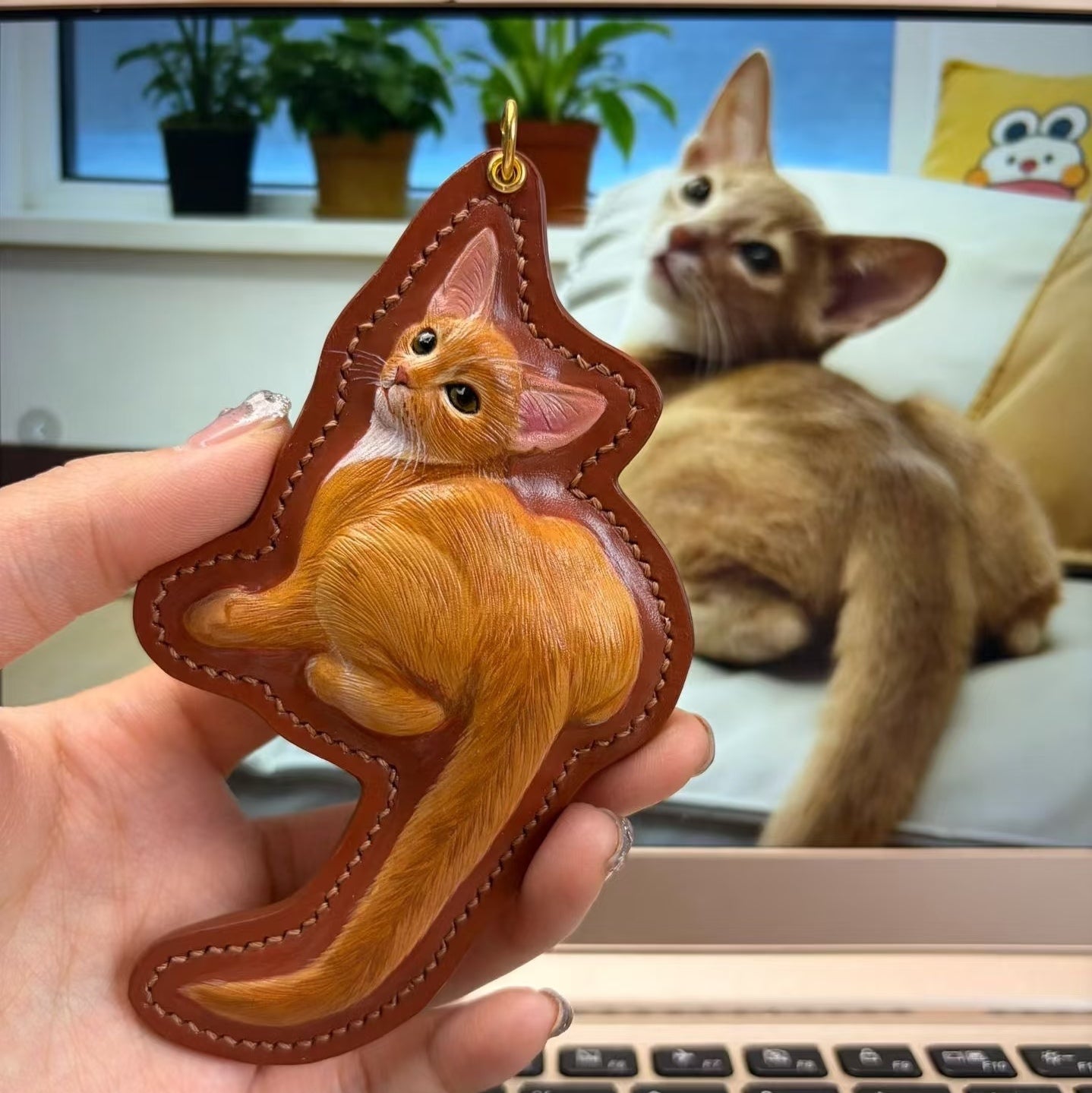 Custom Leather Pet Portrait Keychain - Freeform Shape detail 2