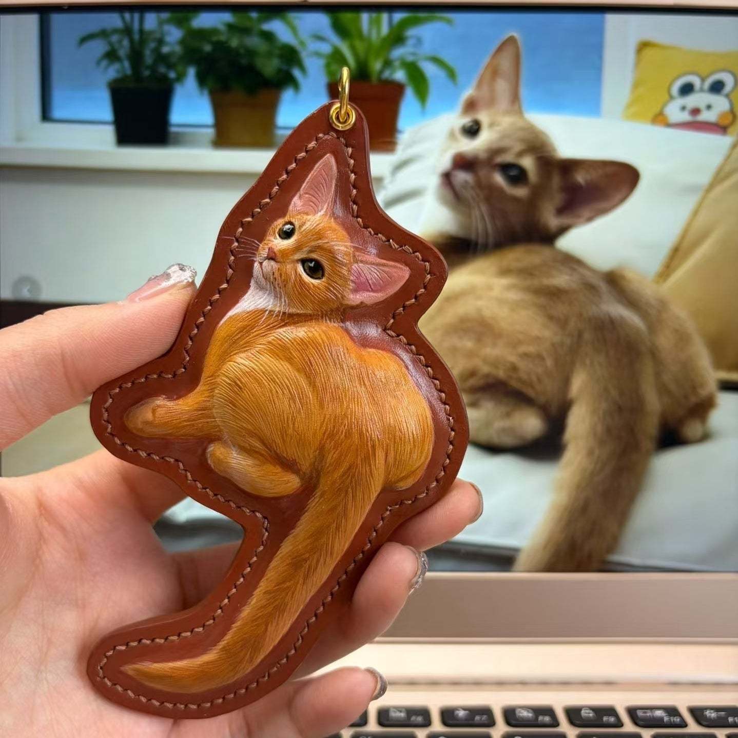 Custom Leather Pet Portrait Keychain - Freeform Shape detail 2