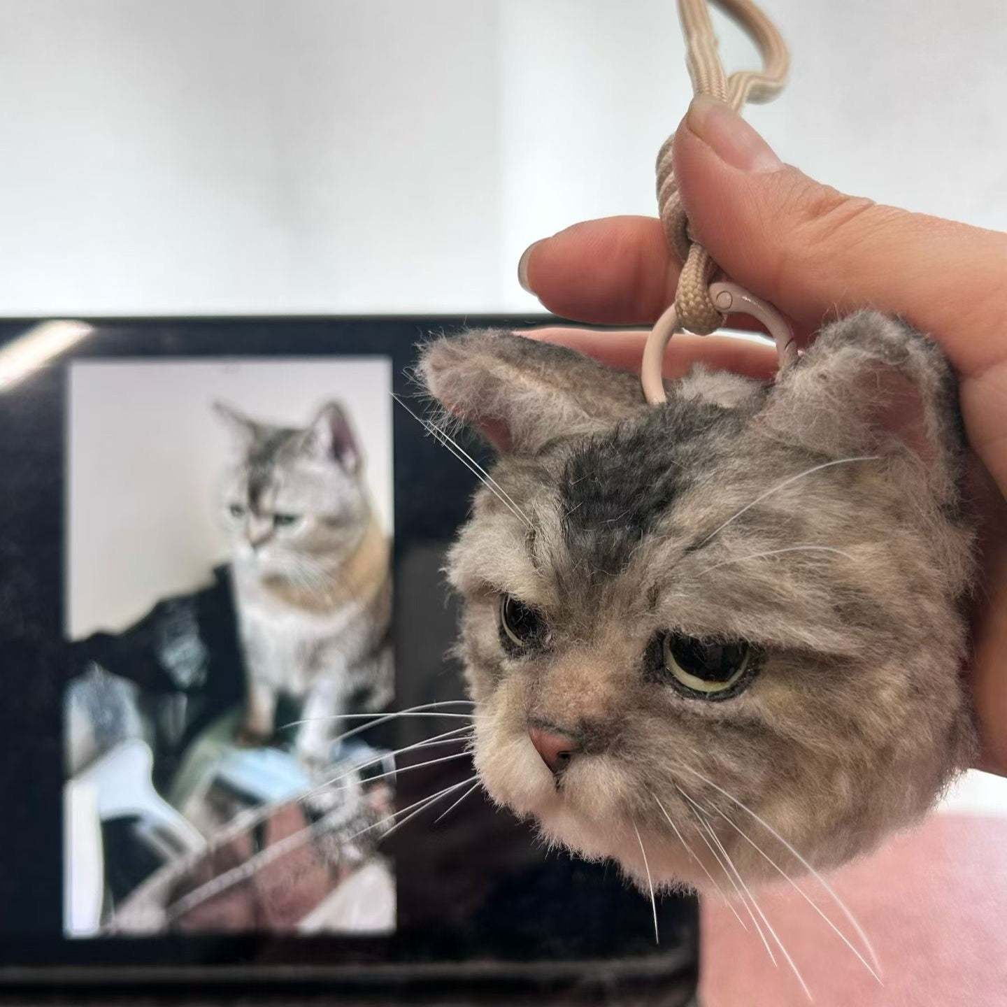Custom Pet Replica Keychain detail 4