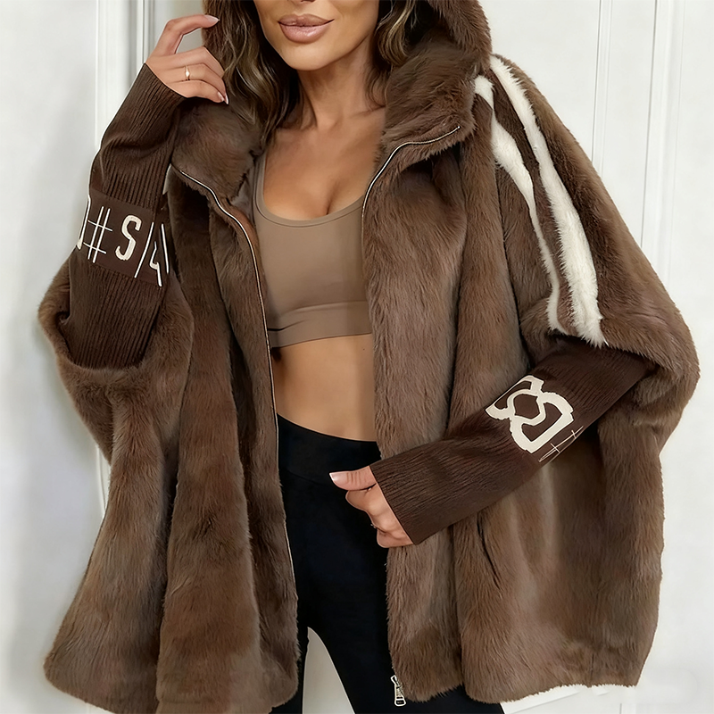 ❄️ Women's coat with hood and zipper made of mink fur – plush, warm, casual style for everyday winter wear and casual outings