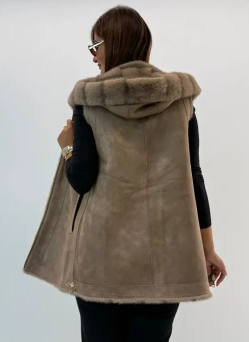 [Copy]Two - Way Wear Brown Faux Fur Coat with Hood