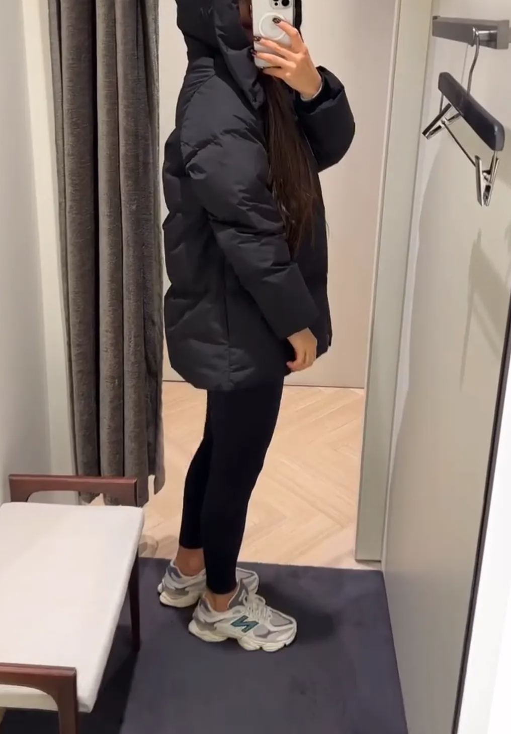 [Copy]Two - Way Wear Beige Faux Fur Vest with Hood