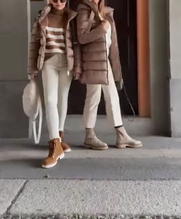 [Copy]Brown Faux Fur Hooded Cape Jacket