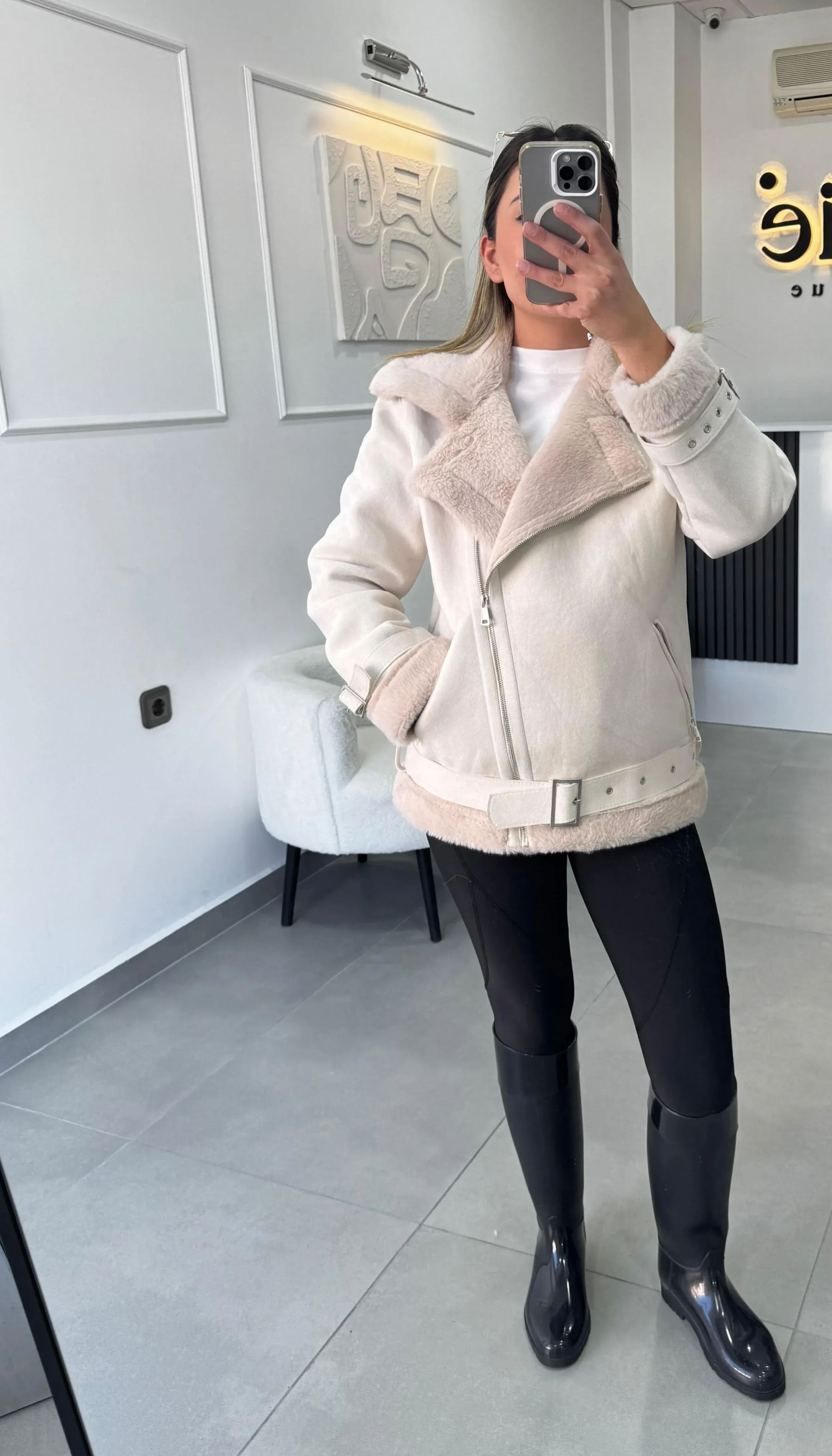 [Copy]Brown Faux Fur Cropped Jacket