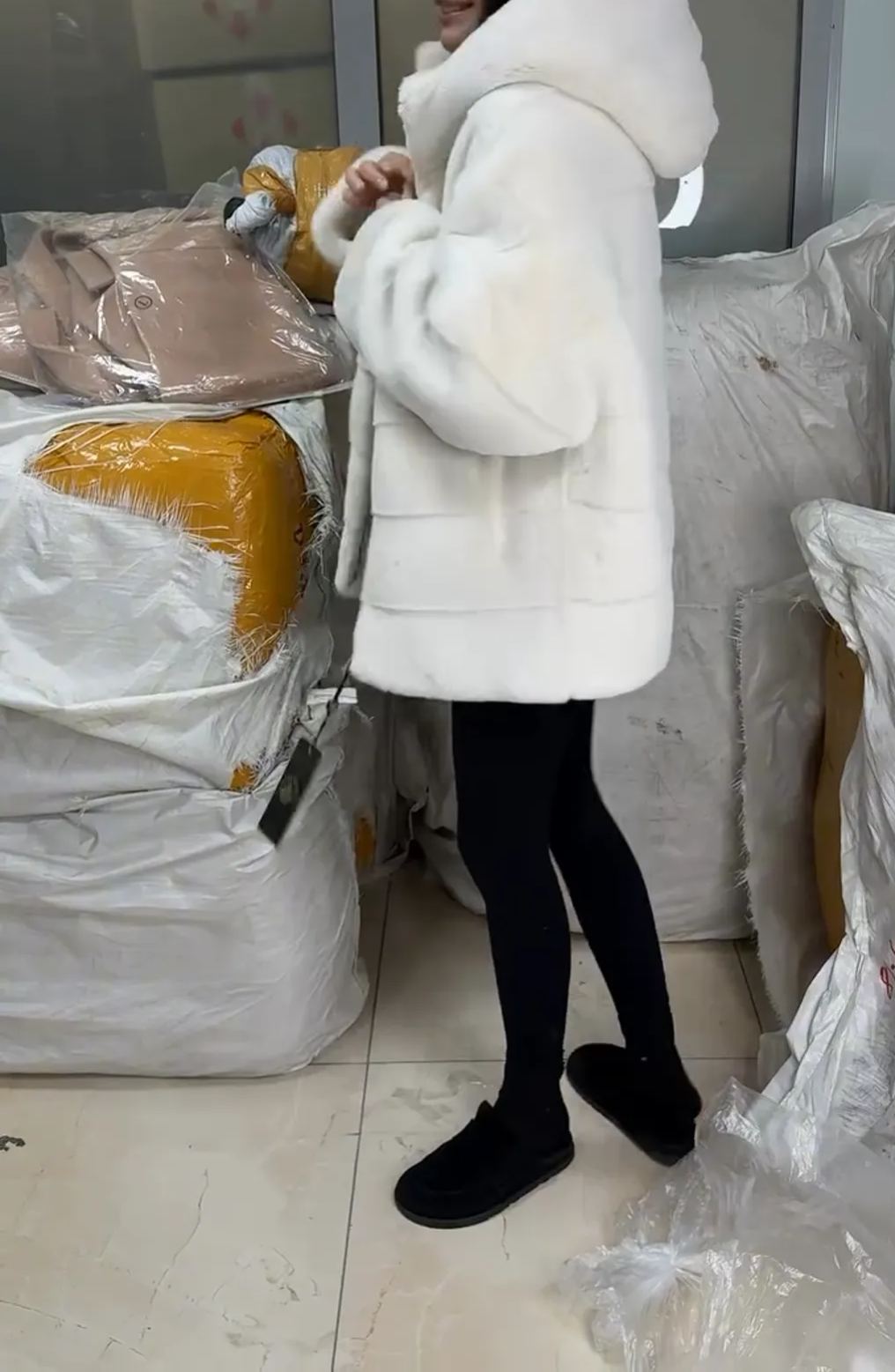 [Copy]Olive Green Parka with Faux Fur Hood