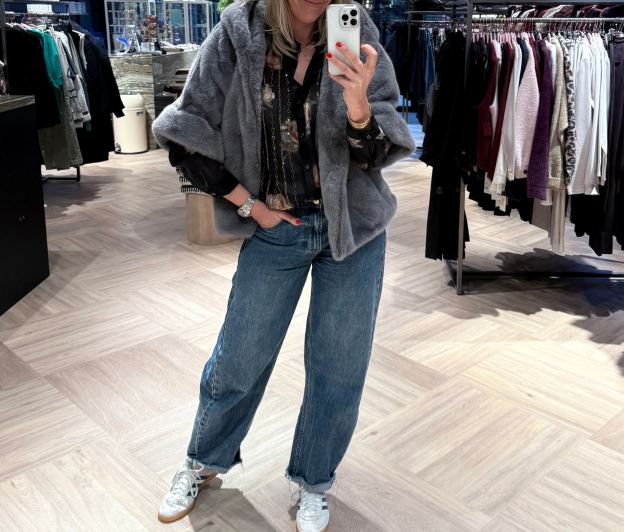 [Copy]Long Faux Fur Coat with Zipper