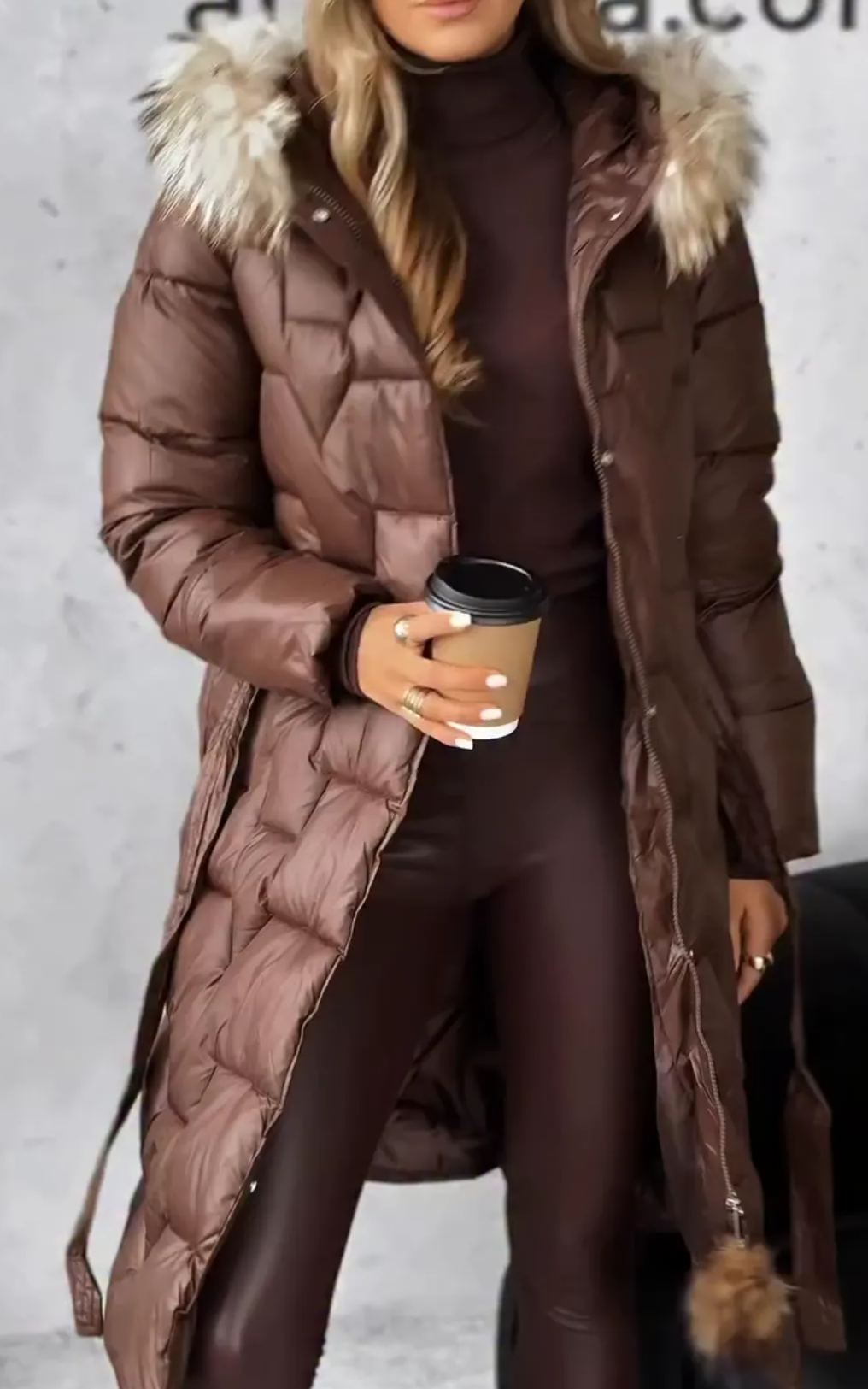 [Copy]Long Puffer Coat with Faux Fur Hood