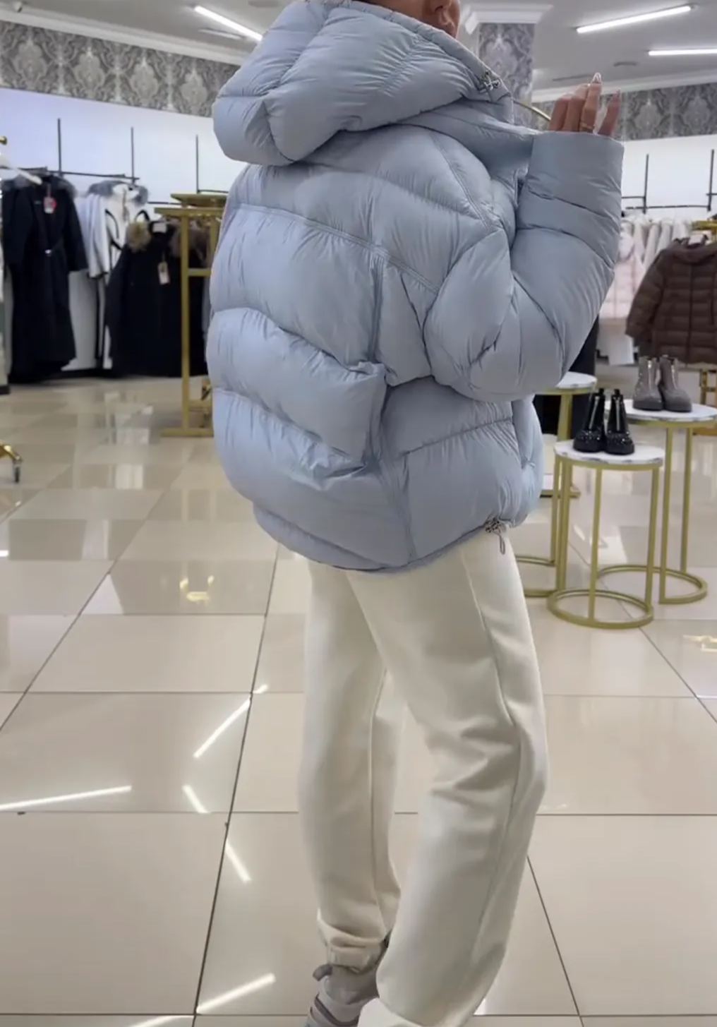 [Copy]Black Faux Fur Coat with Belt and Dark Brown Fur Collar