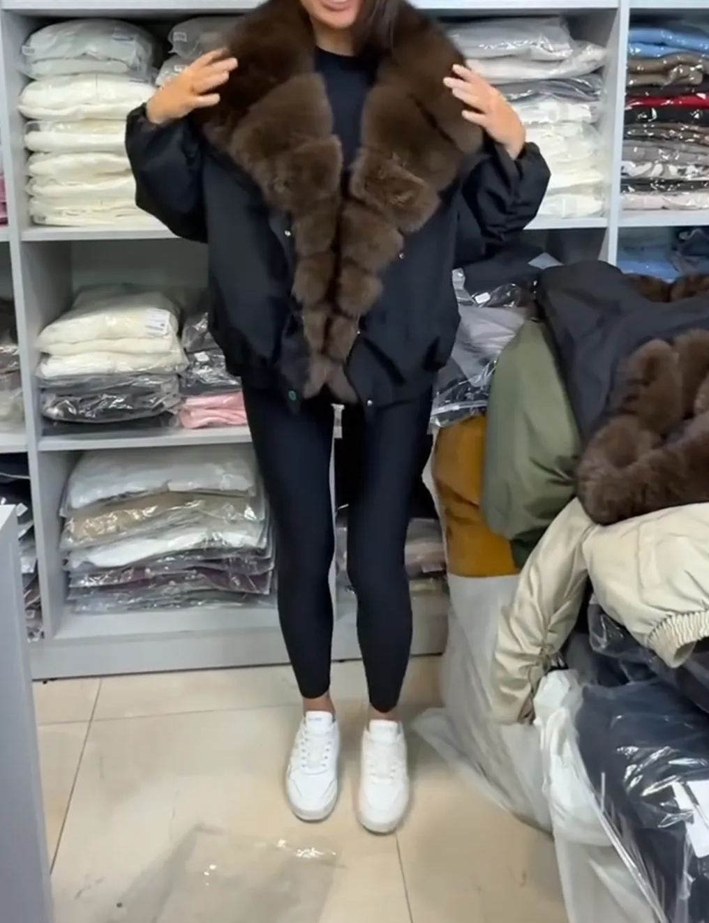 [Copy]Short Coat with Brown Faux Fur Collar and Lining