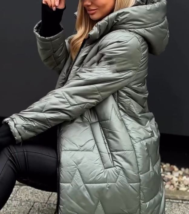 [Copy]Chic Black Puffer Coat with Faux Fur Trim