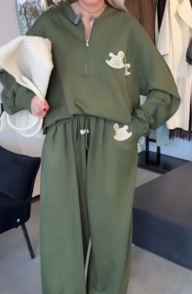 [Copy]Sparkle Oversized Two-Piece Set: Button-Up Shirt + Wide Leg Pants