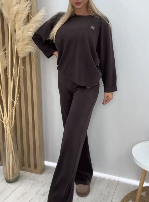 [Copy]Chocolate Brown Oversized Two-Piece Set: Button-Up Shirt + Wide Leg Pants with Tape Detail