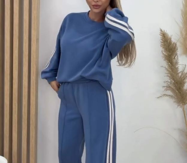 [Copy]Dark Brown Oversized Two-Piece Set: Batwing Sleeve Sweatshirt + Flared Pants