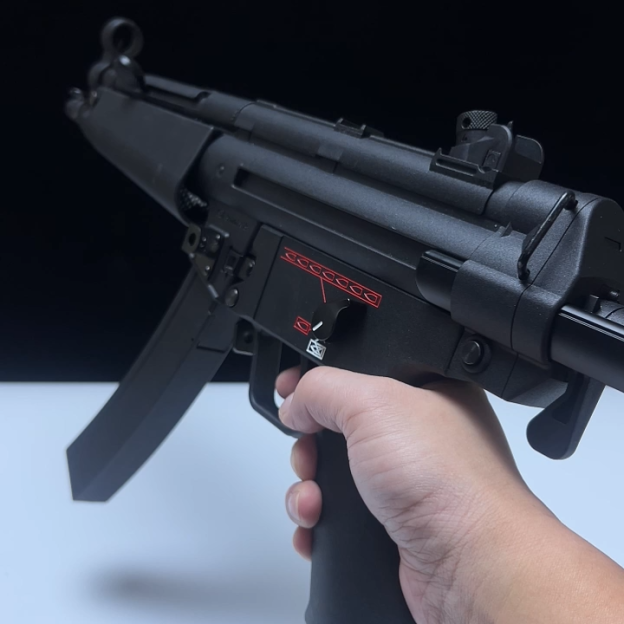 Adult Version MP5 Gel Blaster Safety toy gun