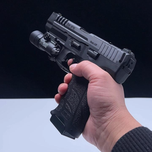 DK06-HK VP9L Gel Blaster Safety toy gun