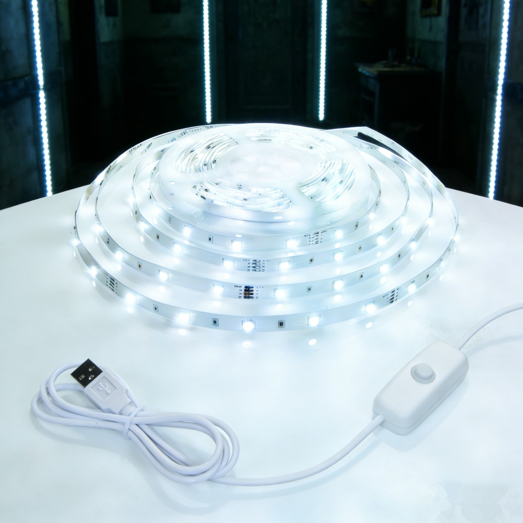 USB Powered LED Strip Light with Push Button Switch for Indoor Halloween Decoration