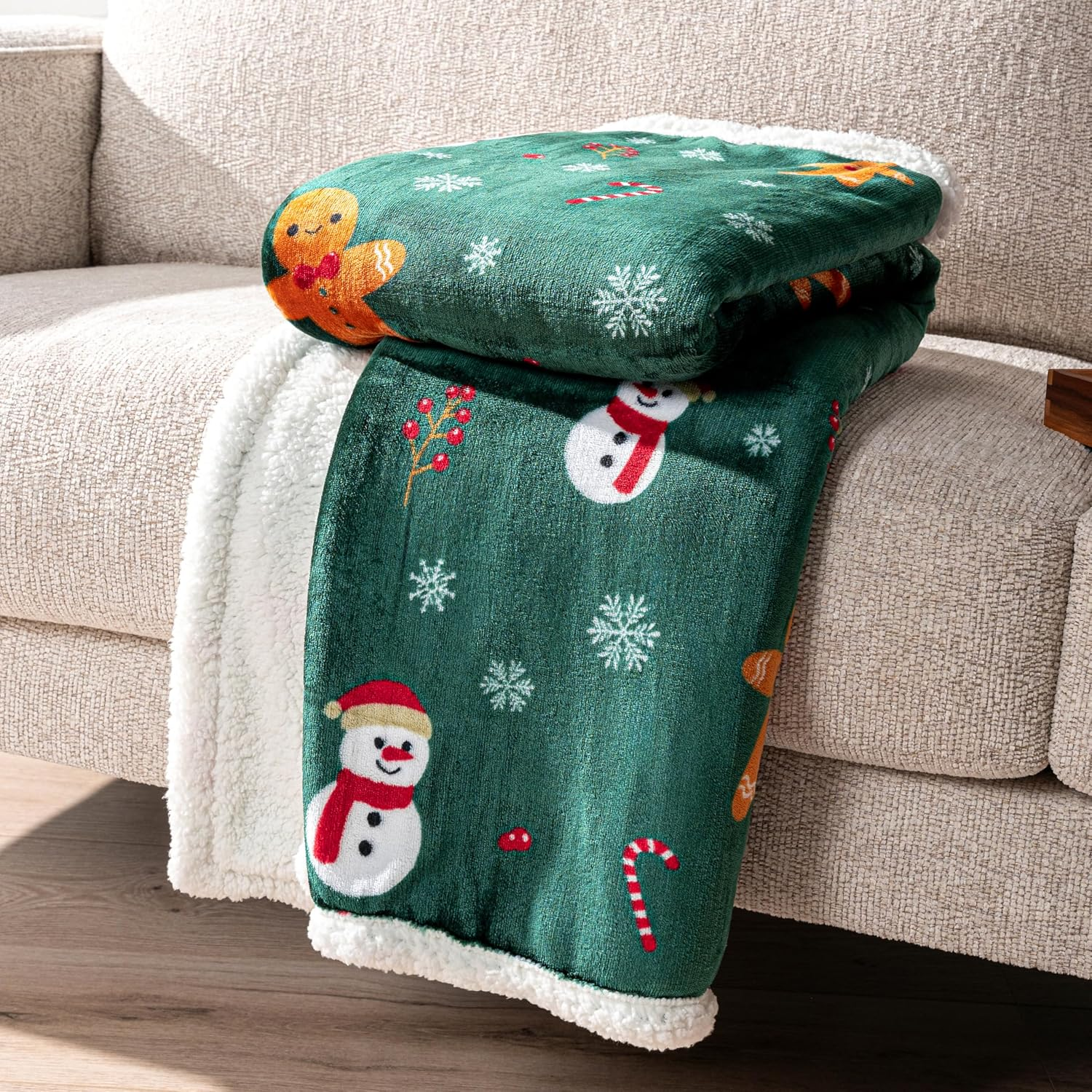 Christmas Themed Cozy Blanket For Men And Women