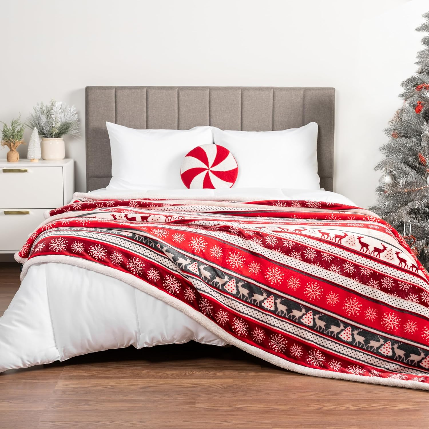 Christmas Themed Cozy Blanket For Men And Women