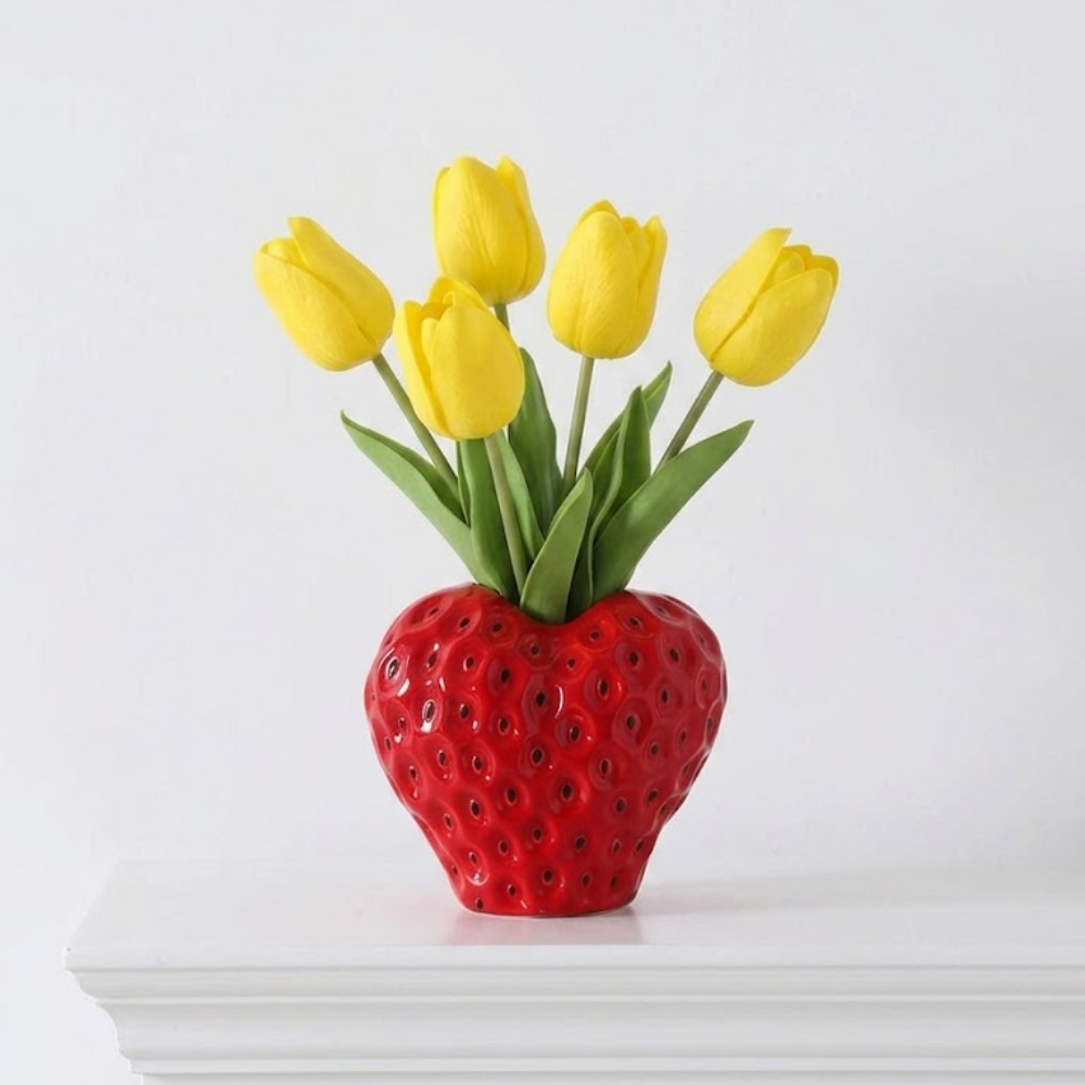 Realistic Handmade Strawberry Resin Planter For Indoor Outdoor Decor Gift