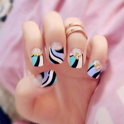 Double Striped Fake Nails - FREE SHIP DEALS