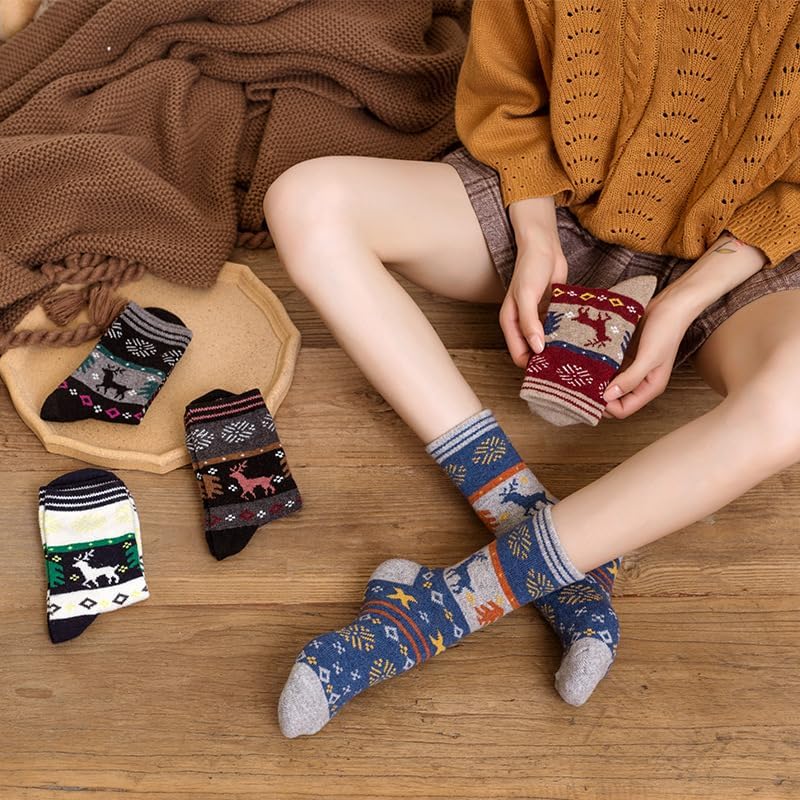 5 Pairs Christmas Crew Socks For Women
