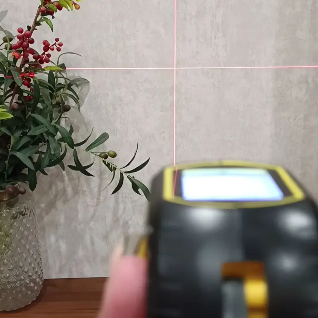 Accurate Range Laser Measuring Tape